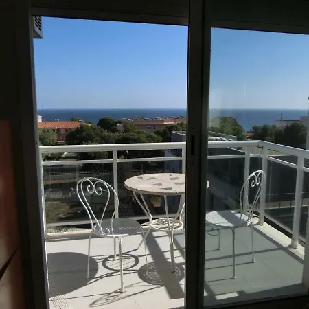 Vistas Mar Y Piscina Apartment